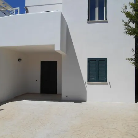 White Fronte Mare Baia