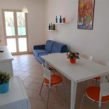 White Fronte Mare Baia *