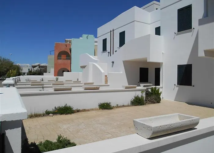 White Fronte Mare Baia *