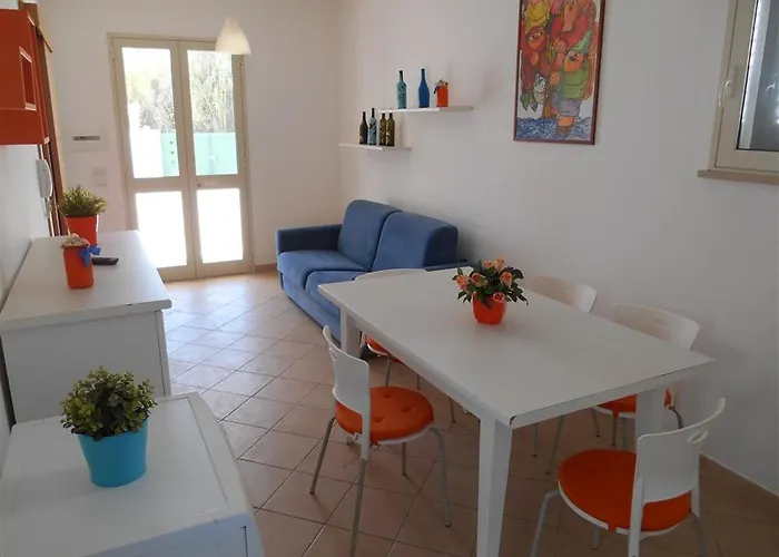 White Fronte Mare Baia *